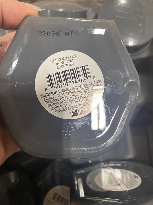 Who Is It Ask Questions & Get Closer to Uncovering the Secret Identity Ages 4+(23 Pcs Lot)