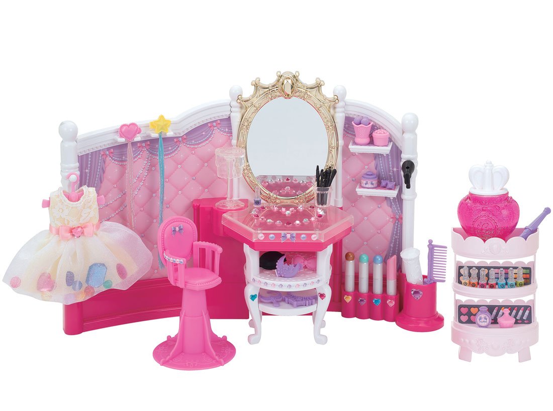 TAKARA TOMY Licca Doll Kira-Make & Hair Salon Doll Not Included  853169